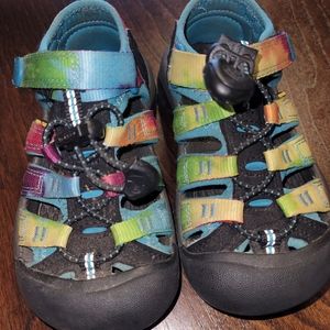 Keen Toddler Size 10